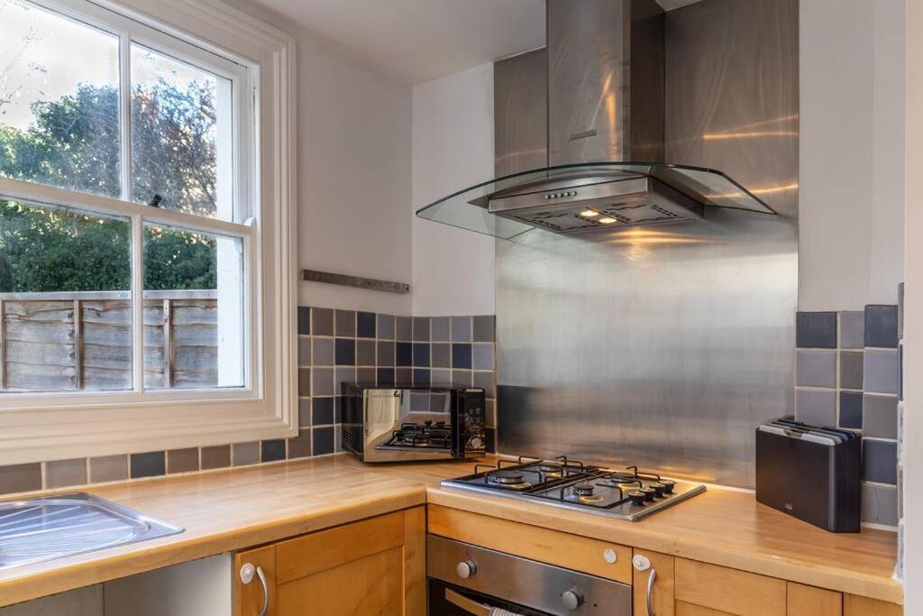 Victorian Flat Close To Station With Large Garden Leilighet Brighton Eksteriør bilde